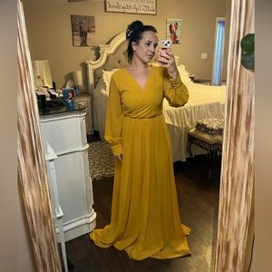 Mustard dress - great for family pictures - size large - one worn once